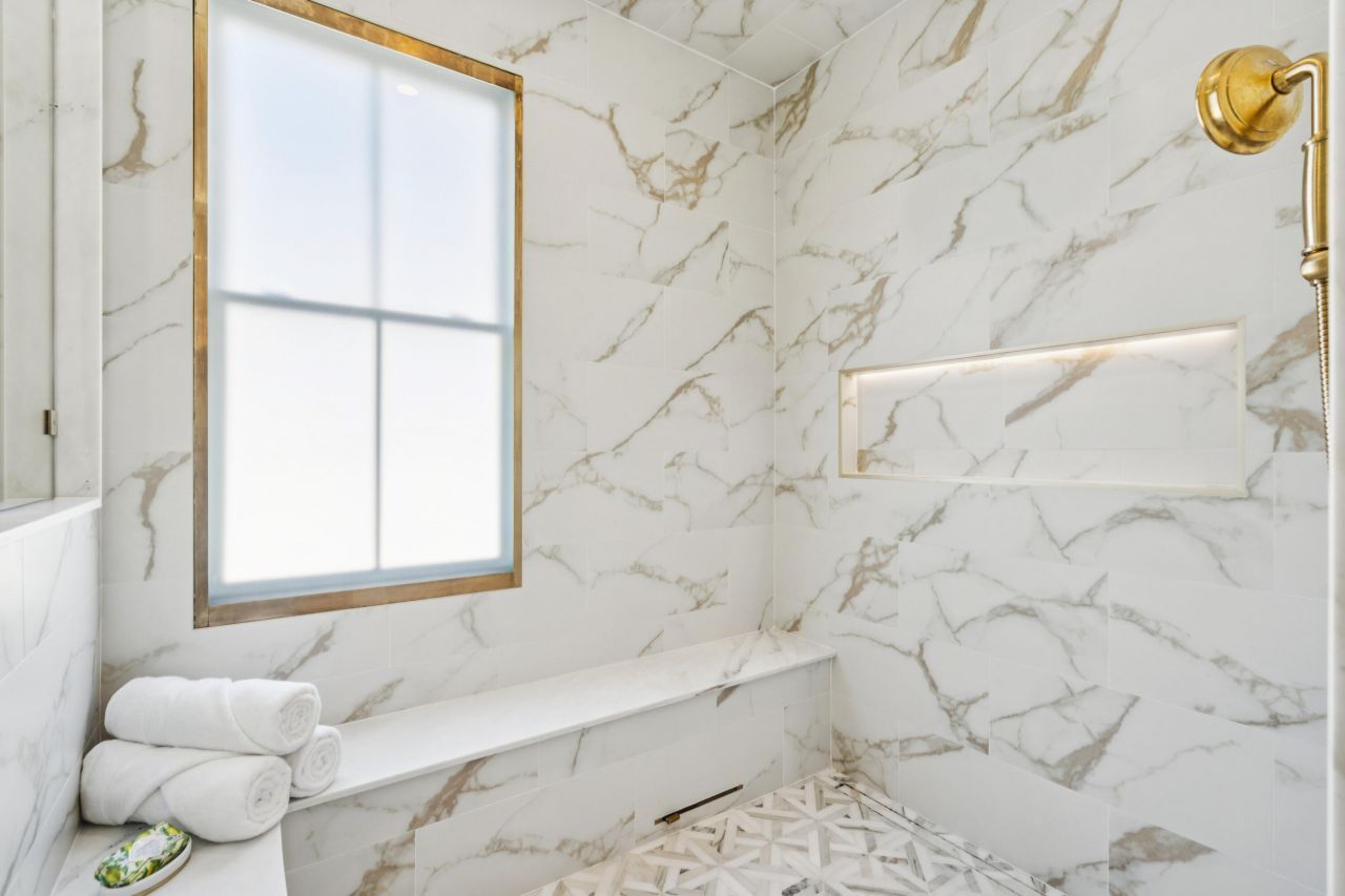 45 Eastlake Road Photo 42