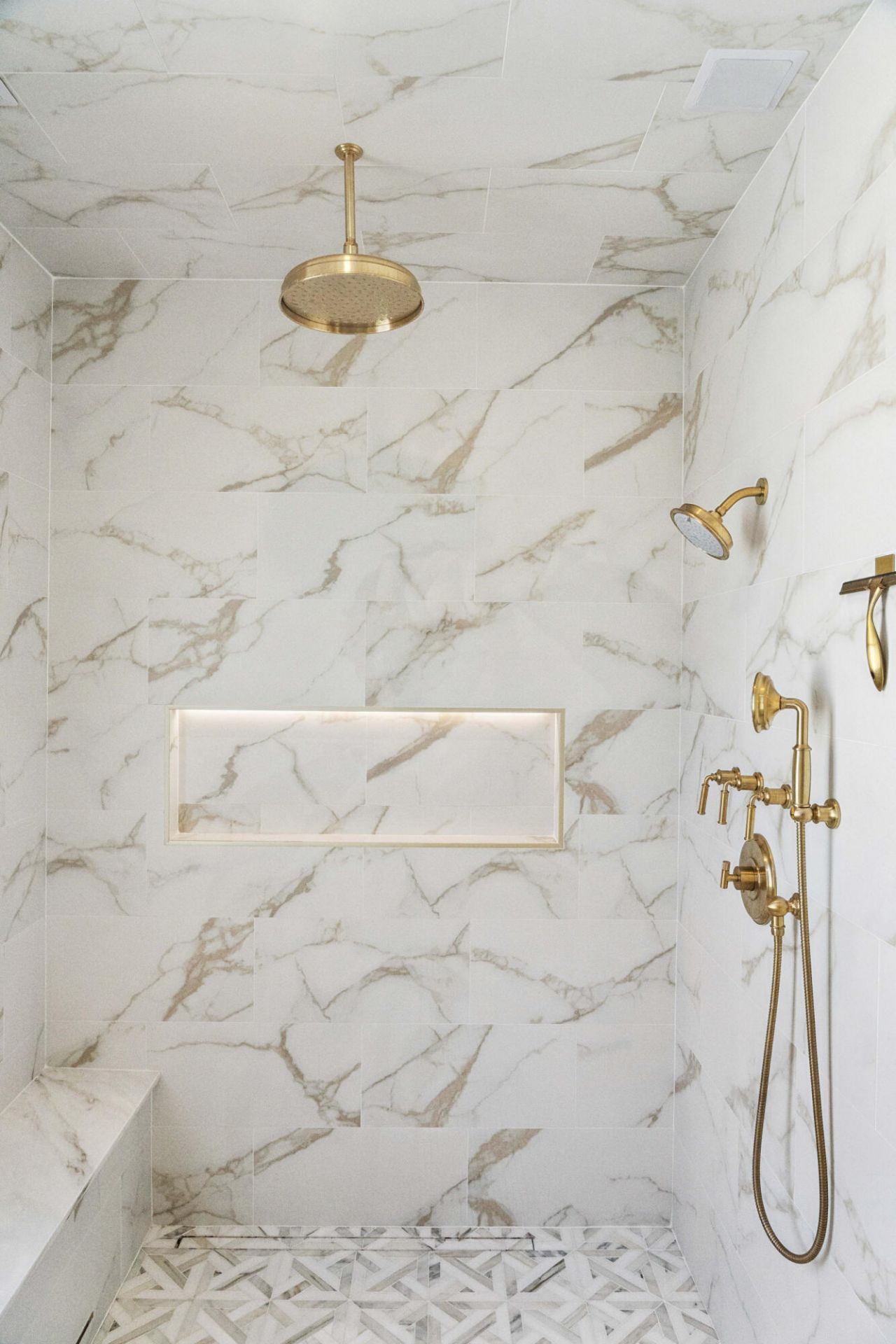 45 Eastlake Road Photo 45