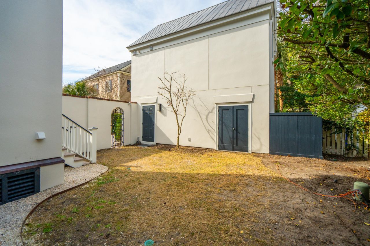 45 Eastlake Road Photo 59