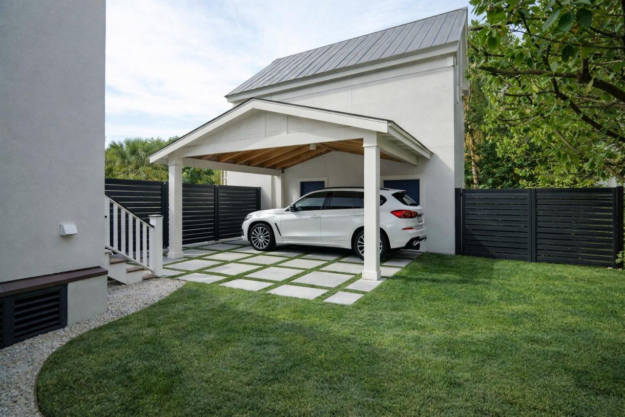 45 Eastlake Road Photo 60