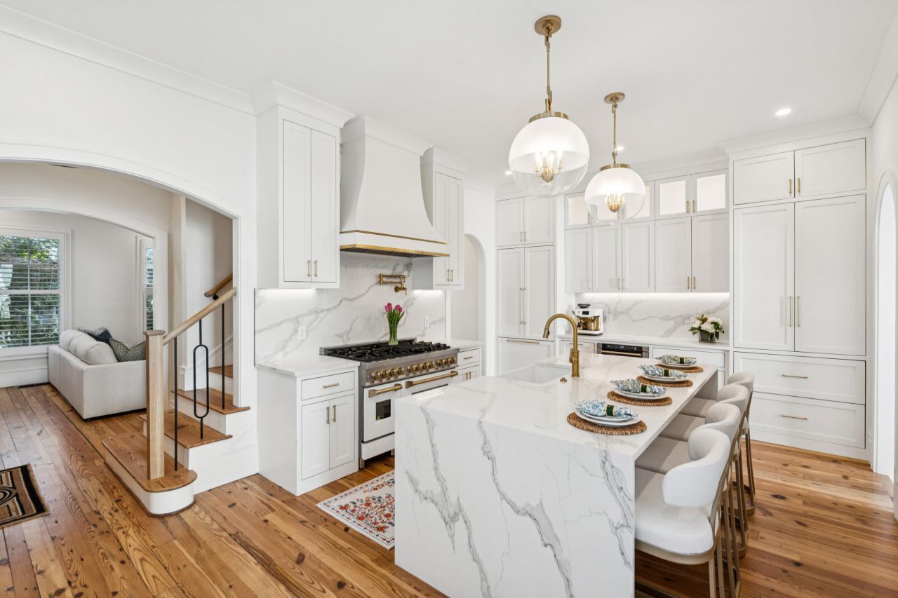 45 Eastlake Road Photo 8