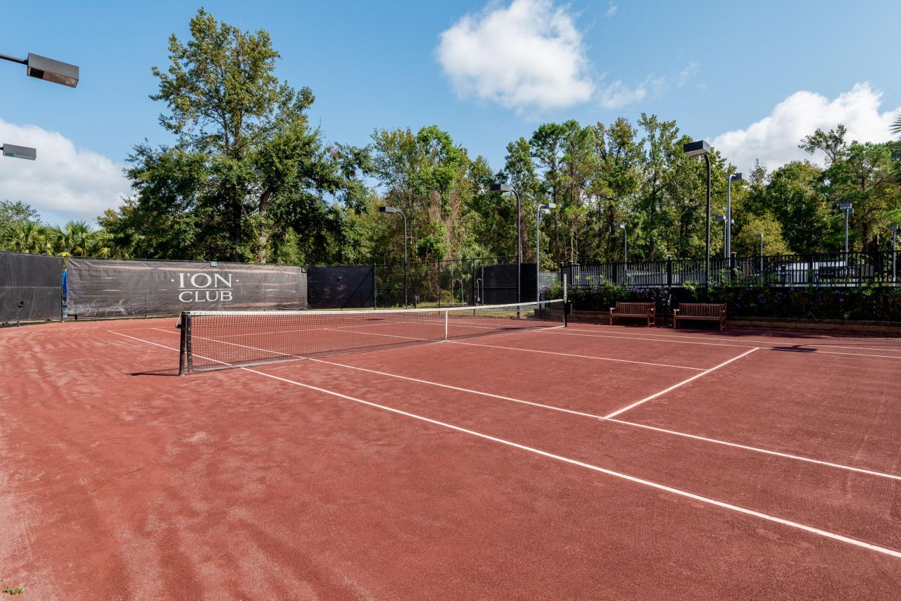 45 Eastlake Road Photo 88