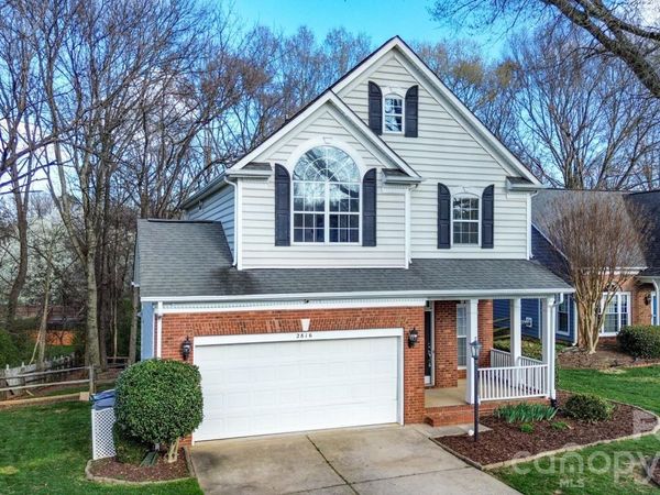 2816 Robyns Glen Drive, Charlotte, NC 28269