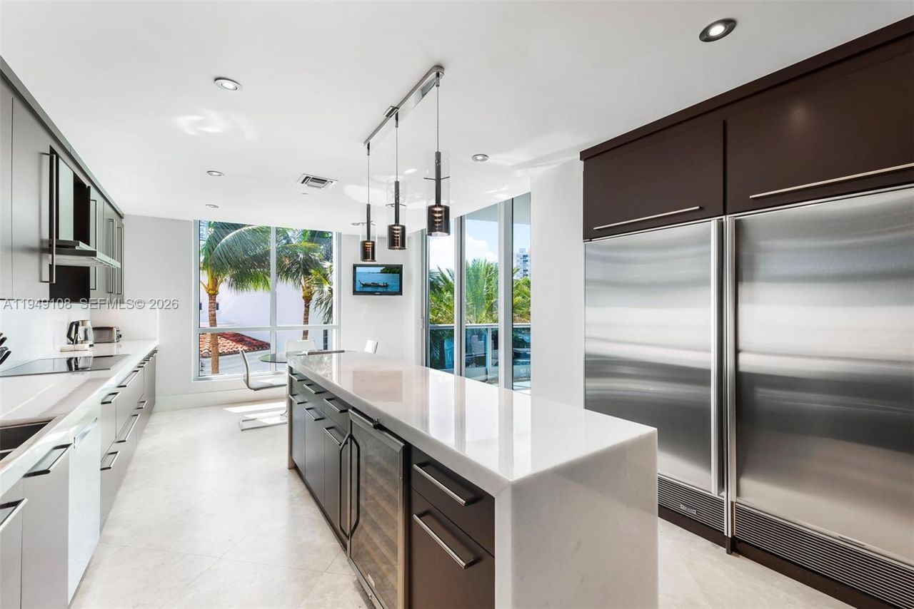 5959 Collins Ave, Unit 606, Miami Beach, FL 33140 Photo