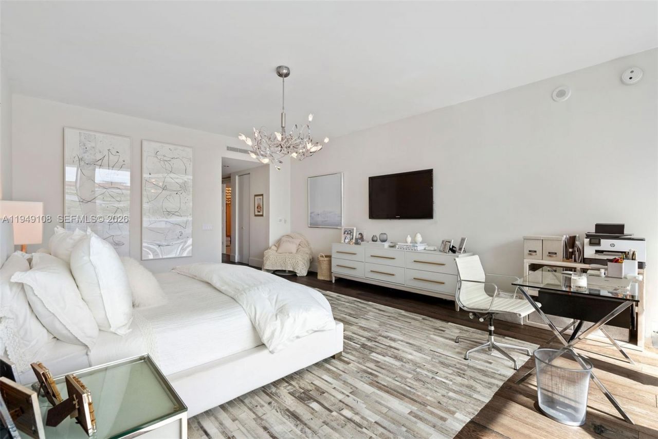 5959 Collins Ave, Unit 606, Miami Beach, FL 33140 Photo