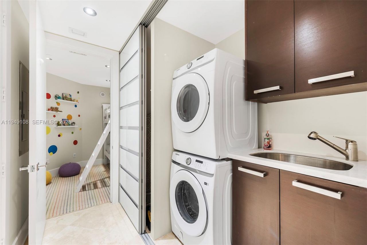 5959 Collins Ave, Unit 606, Miami Beach, FL 33140 Photo