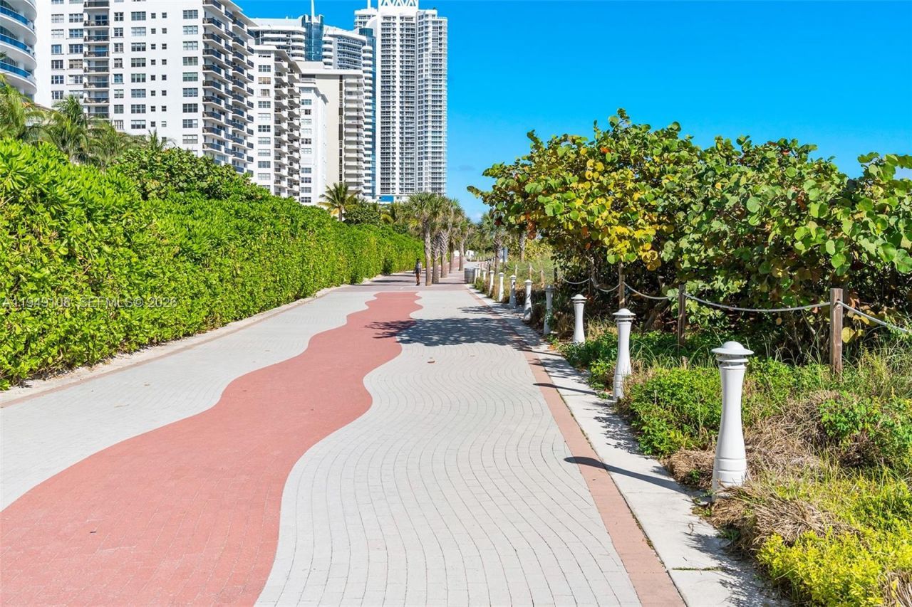 5959 Collins Ave, Unit 606, Miami Beach, FL 33140 Photo