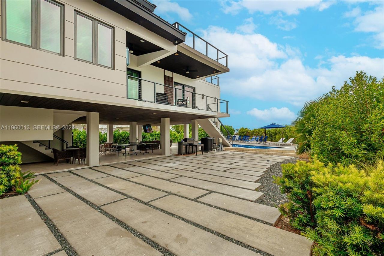 68 Mutiny Pl, Key Largo, FL 33037 Photo