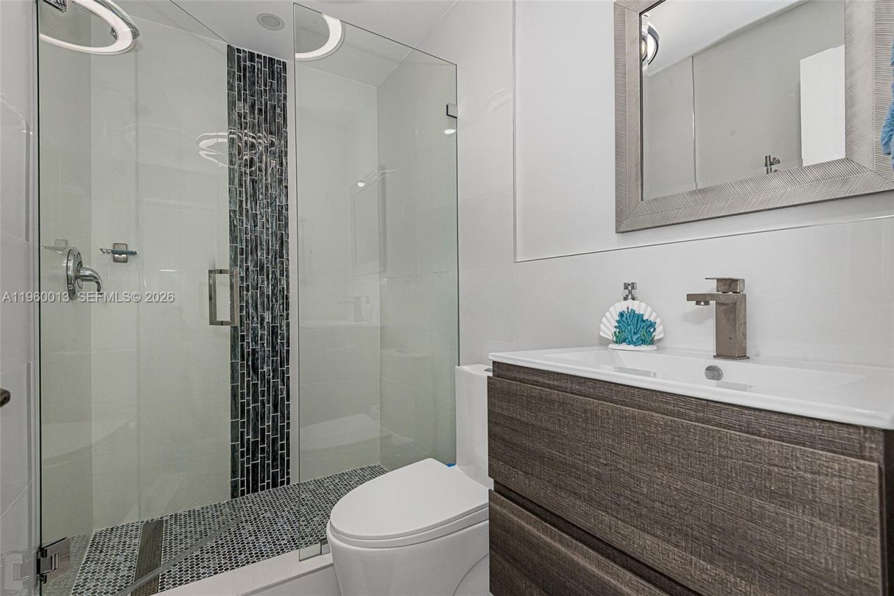 68 Mutiny Pl, Key Largo, FL 33037 Photo