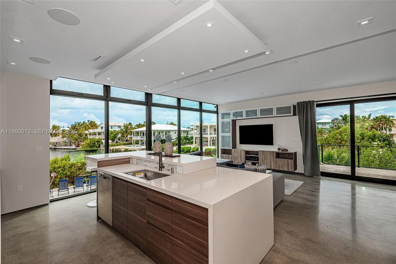 68 Mutiny Pl, Key Largo, FL 33037 Photo