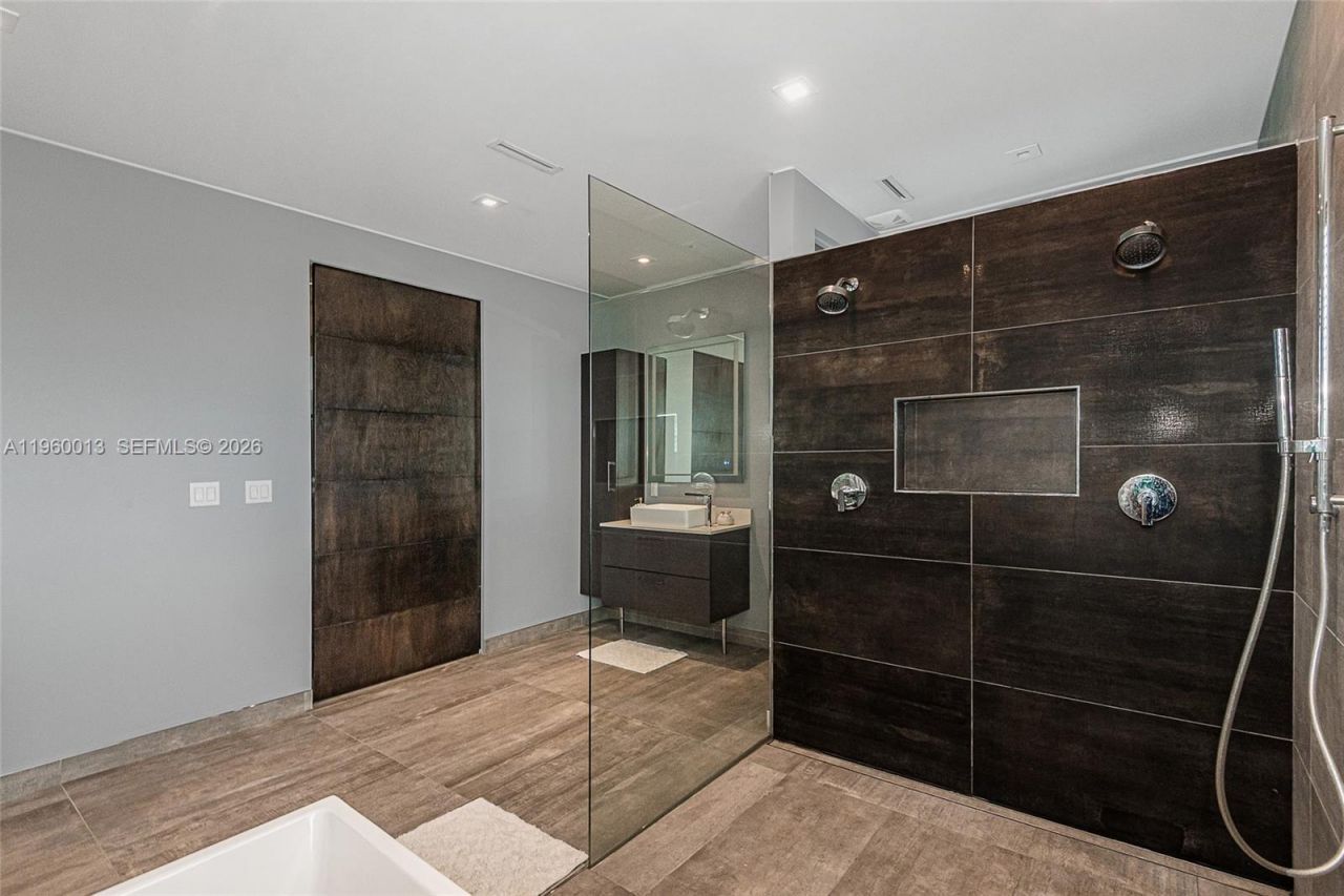 68 Mutiny Pl, Key Largo, FL 33037 Photo