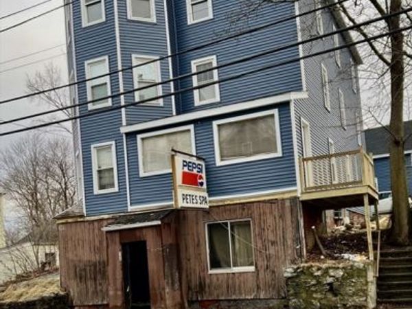 564 Main St., Southbridge, MA 01550