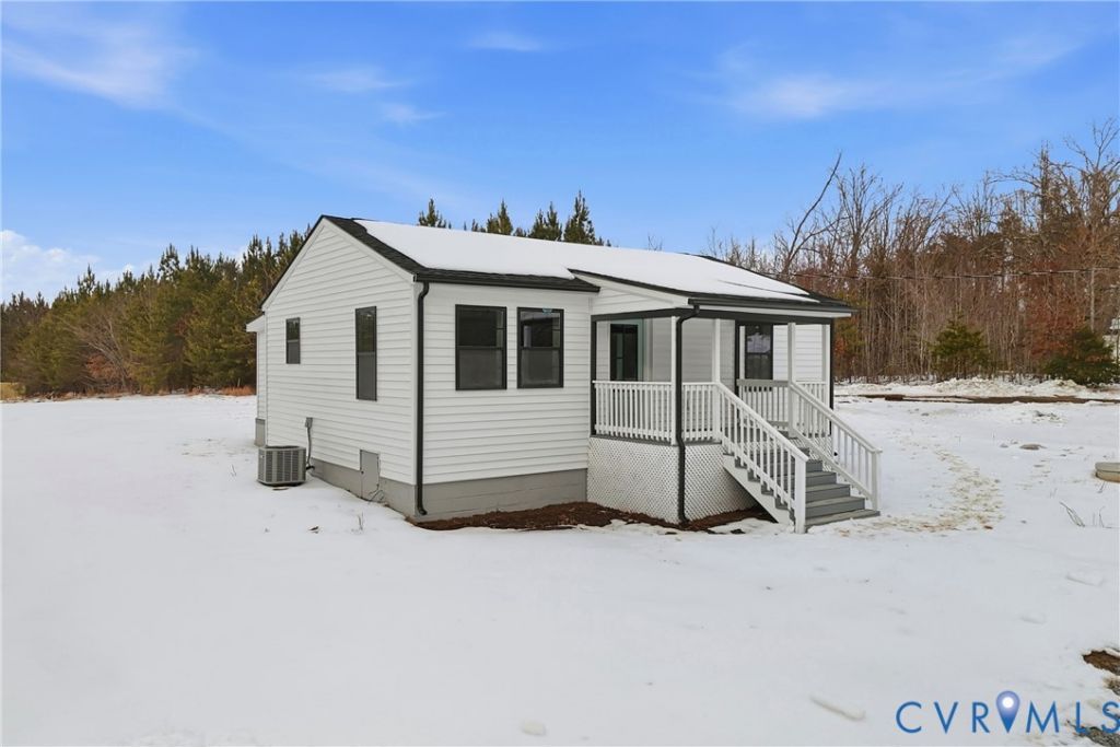 7625 Venable Road, Fluvanna, VA 23084 Main Photo