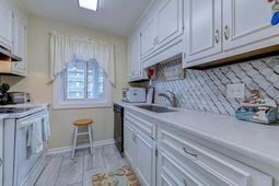 206 Maison Dr.  photo 4