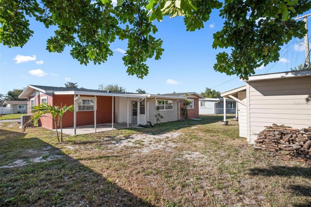 2806 Oxford Drive W, Bradenton, FL 34205 Photo