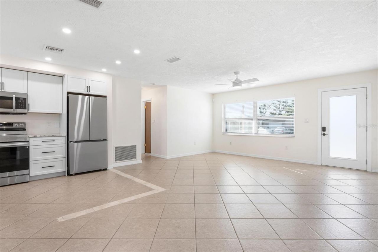 2806 Oxford Drive W, Bradenton, FL 34205 Photo