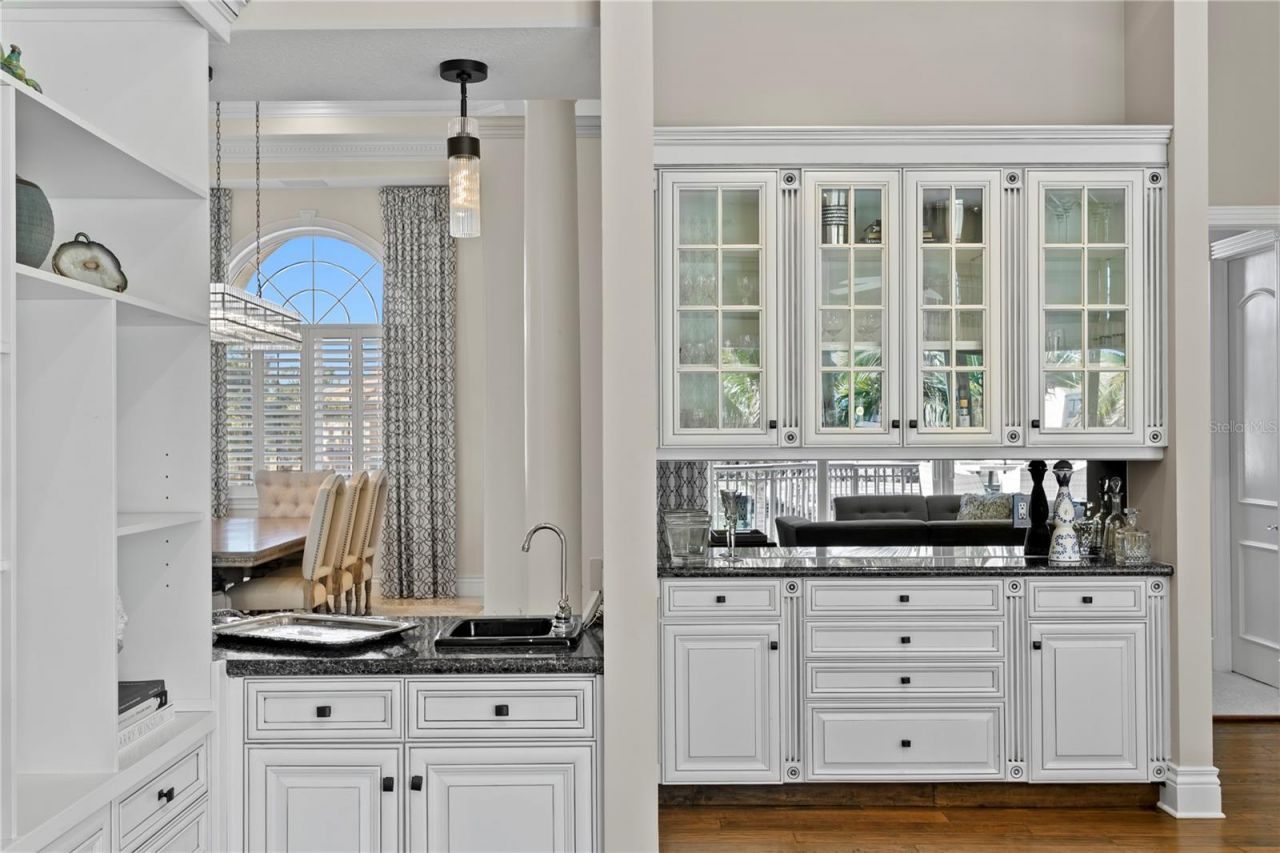 6103 Pasadena Point Boulevard S, Gulfport, FL 33707 Photo