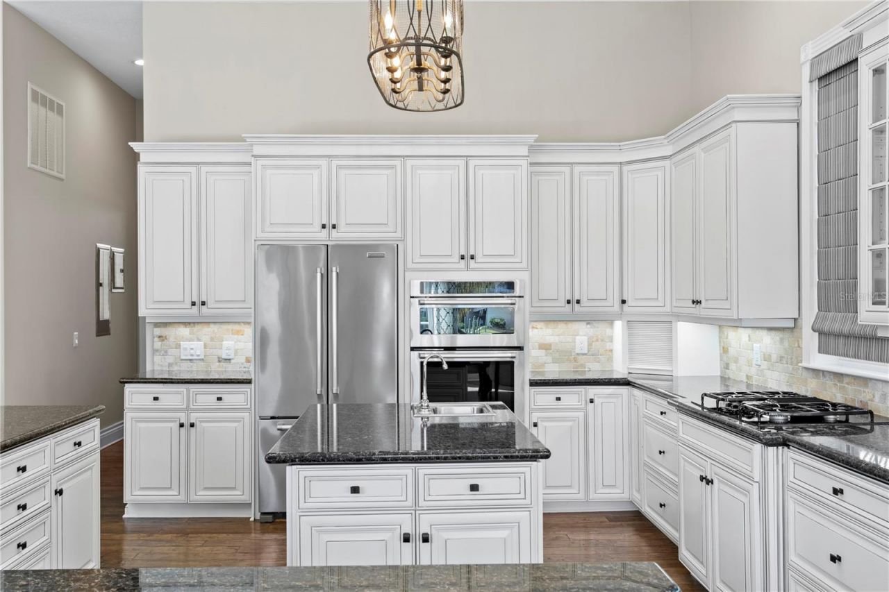 6103 Pasadena Point Boulevard S, Gulfport, FL 33707 Photo