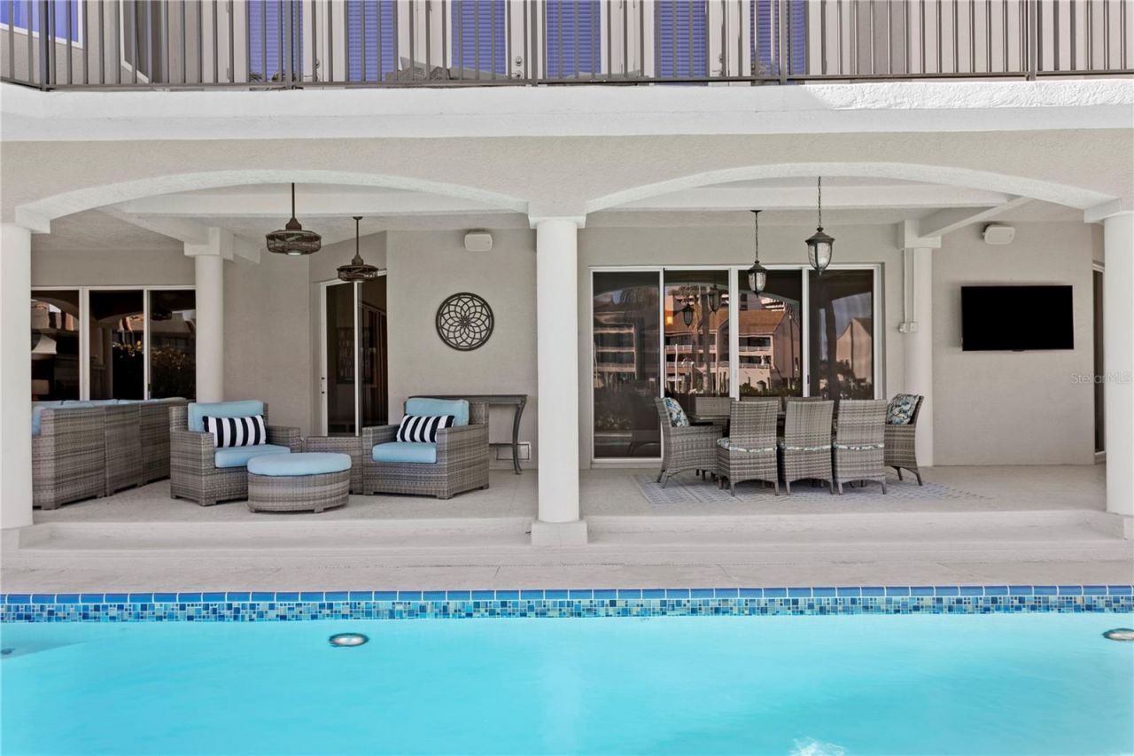 6103 Pasadena Point Boulevard S, Gulfport, FL 33707 Photo