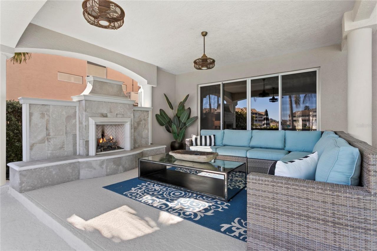 6103 Pasadena Point Boulevard S, Gulfport, FL 33707 Photo