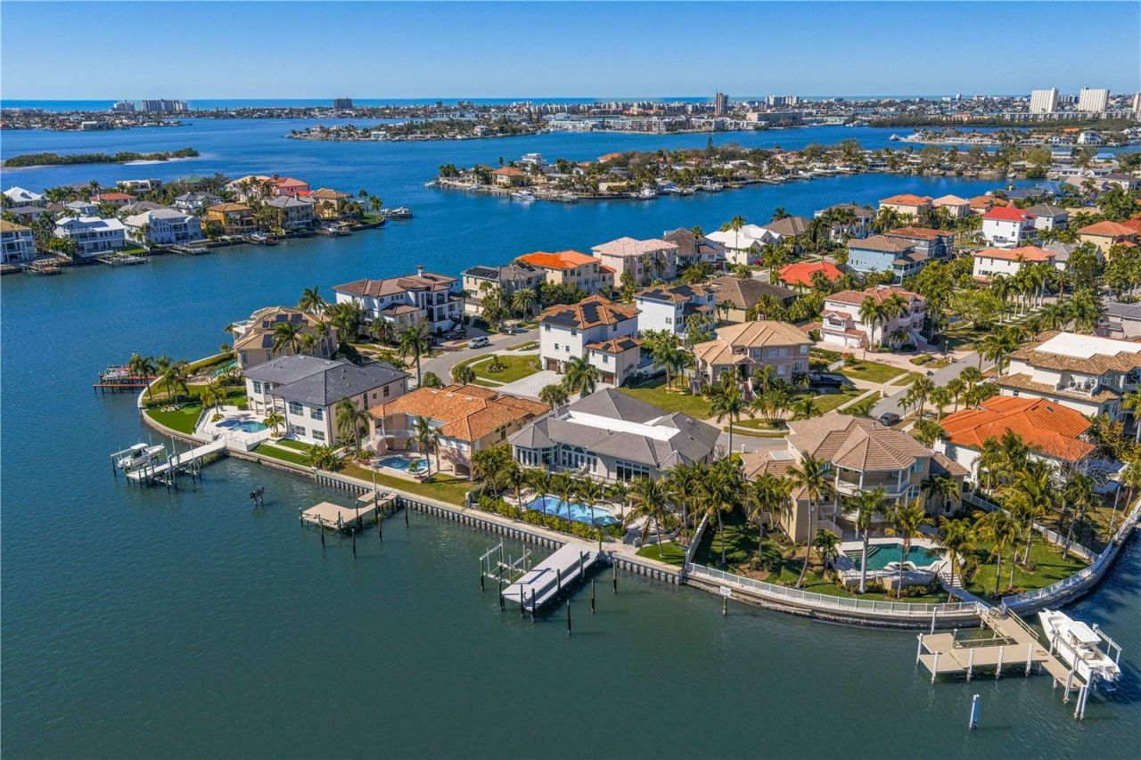 6103 Pasadena Point Boulevard S, Gulfport, FL 33707 Photo
