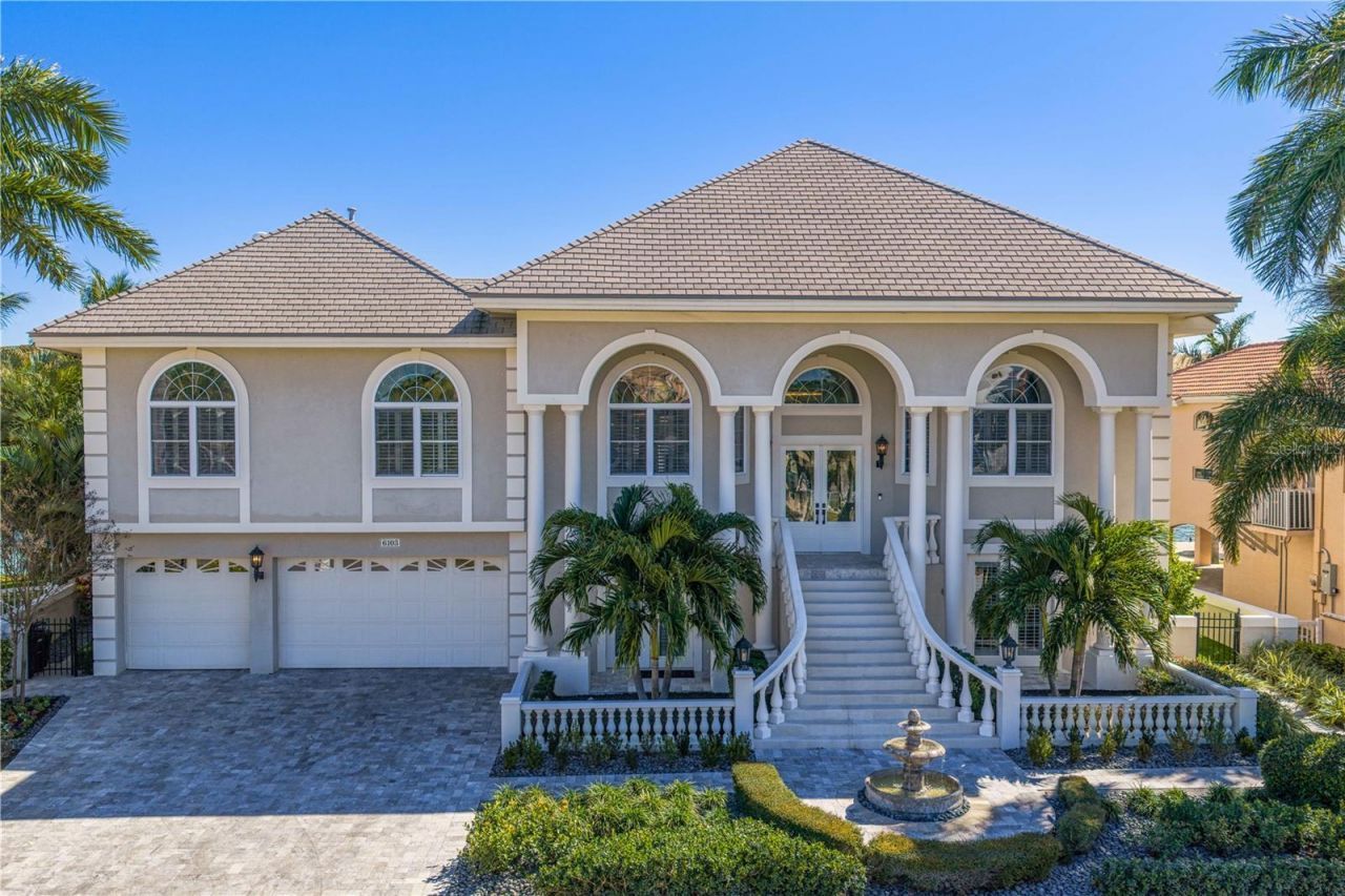 6103 Pasadena Point Boulevard S, Gulfport, FL 33707 Photo