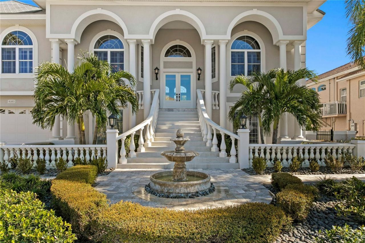 6103 Pasadena Point Boulevard S, Gulfport, FL 33707 Photo