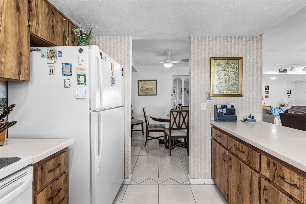 3831 SE 11th Place, Unit 101, Cape Coral, FL 33904 Photo