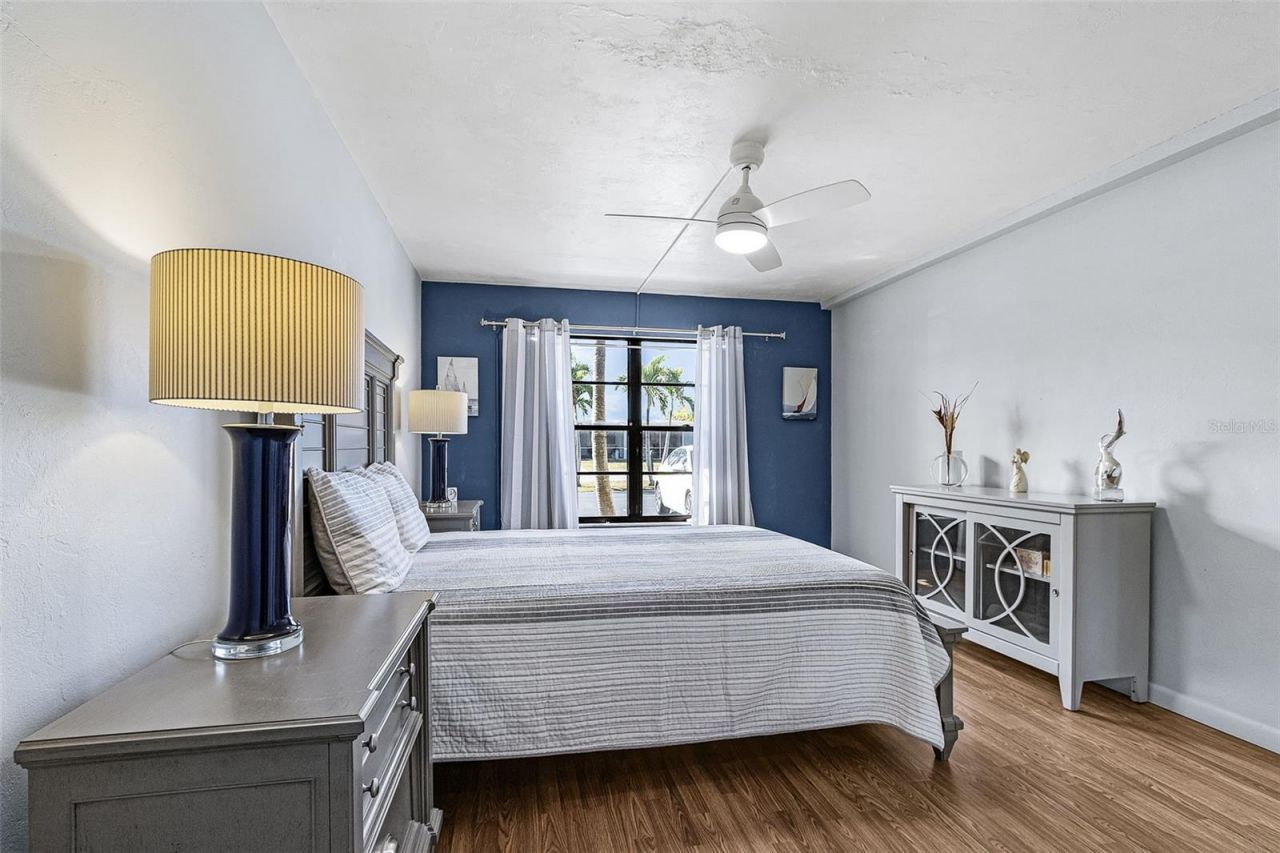 3831 SE 11th Place, Unit 101, Cape Coral, FL 33904 Photo