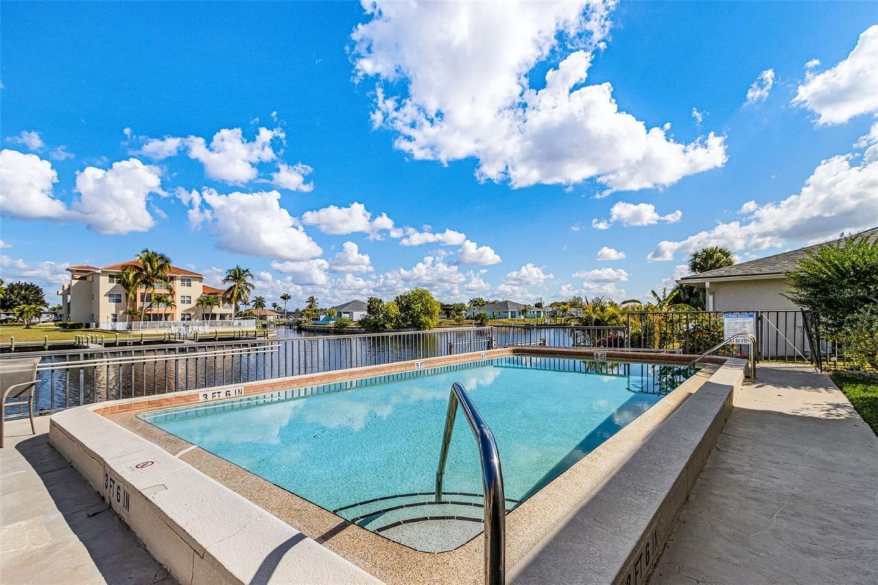 3831 SE 11th Place, Unit 101, Cape Coral, FL 33904 Photo