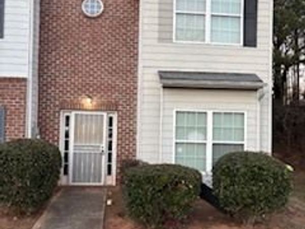 321 Brookview Drive, Riverdale, GA 30274