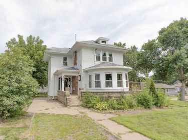 902 White Street, Jackson, MN 56143