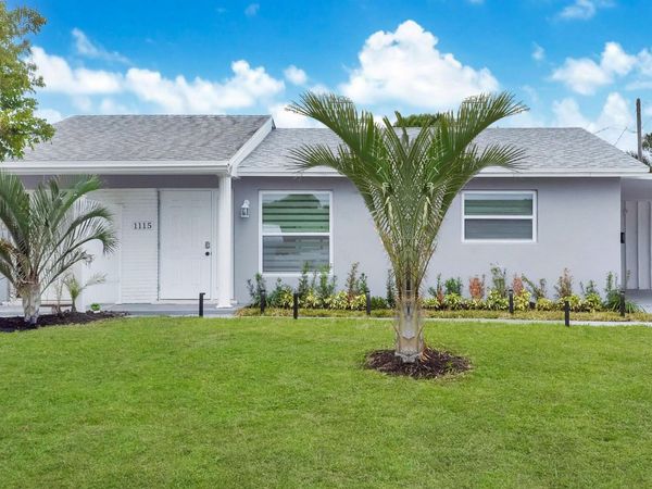 1115 Stillwater Drive, Jupiter, FL 33458