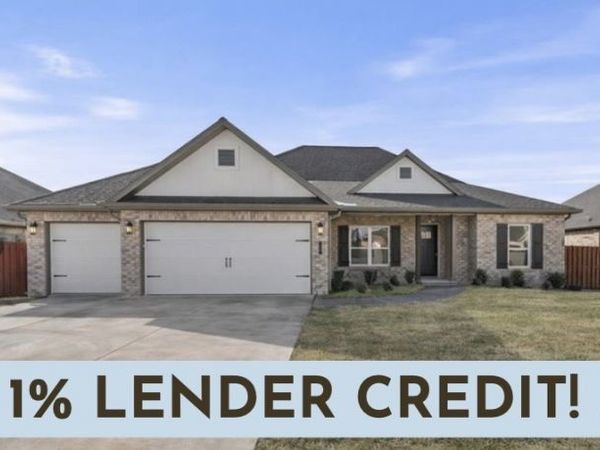 879 Budrio Avenue , Tontitown, AR 72762