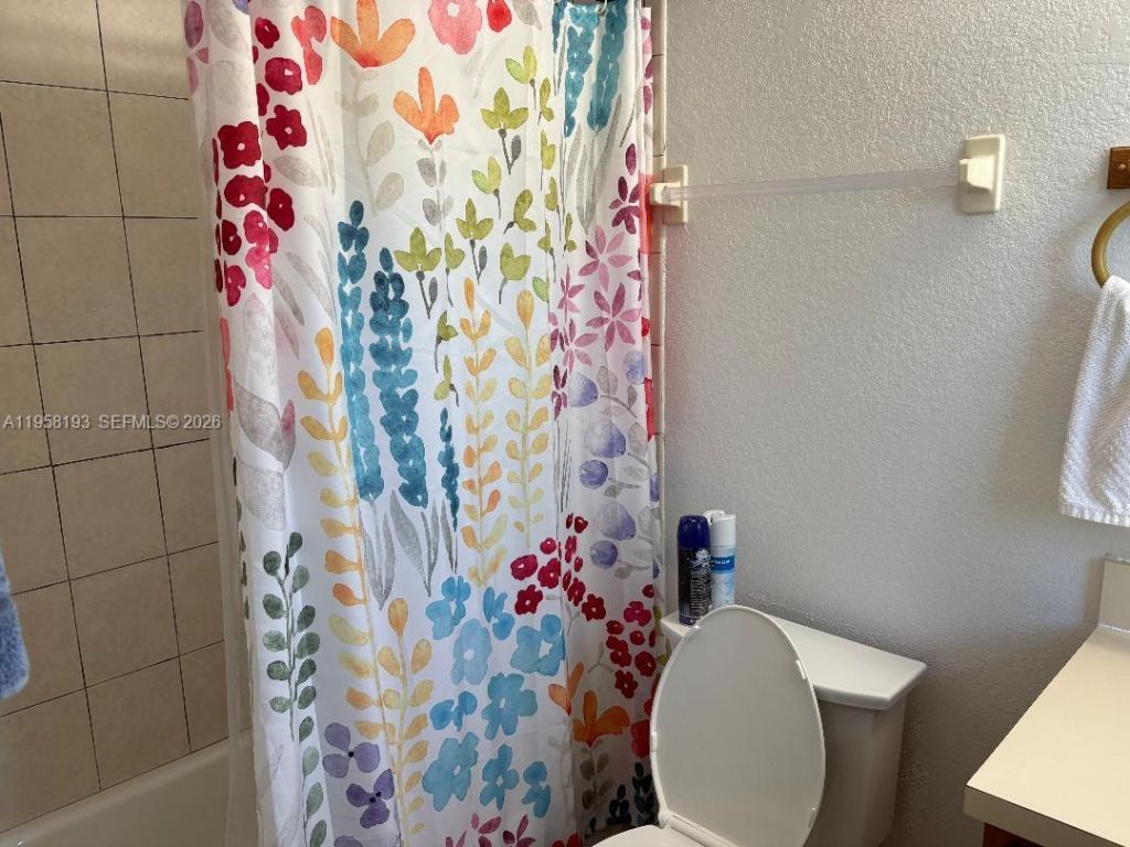 416 NW 9th Pl, Florida City, FL 33034 Photo