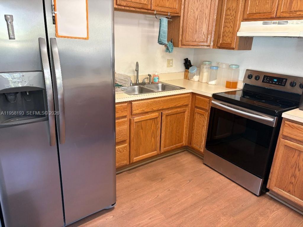 416 NW 9th Pl, Florida City, FL 33034 Photo