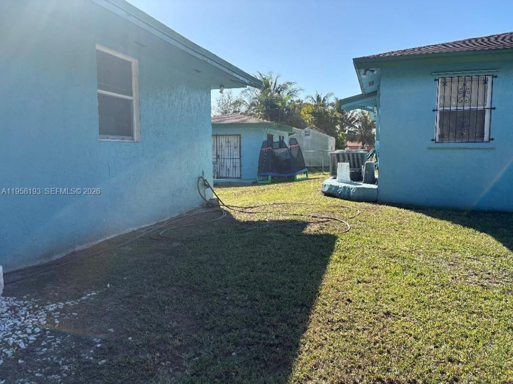 416 NW 9th Pl, Florida City, FL 33034 Photo