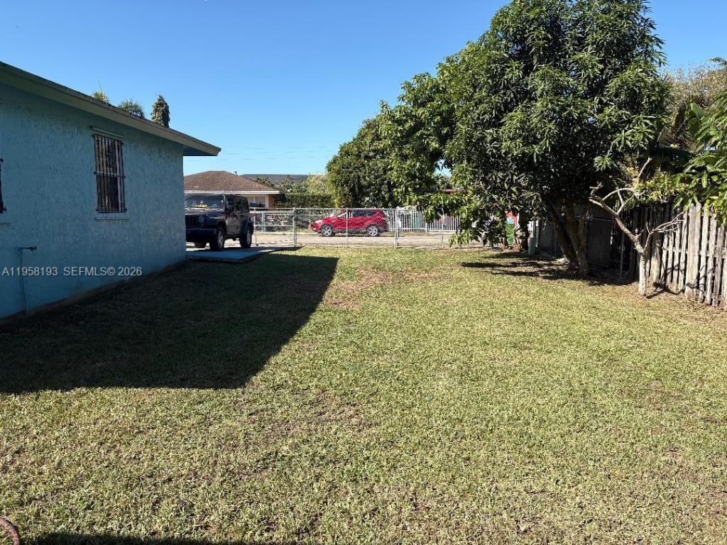 416 NW 9th Pl, Florida City, FL 33034 Photo