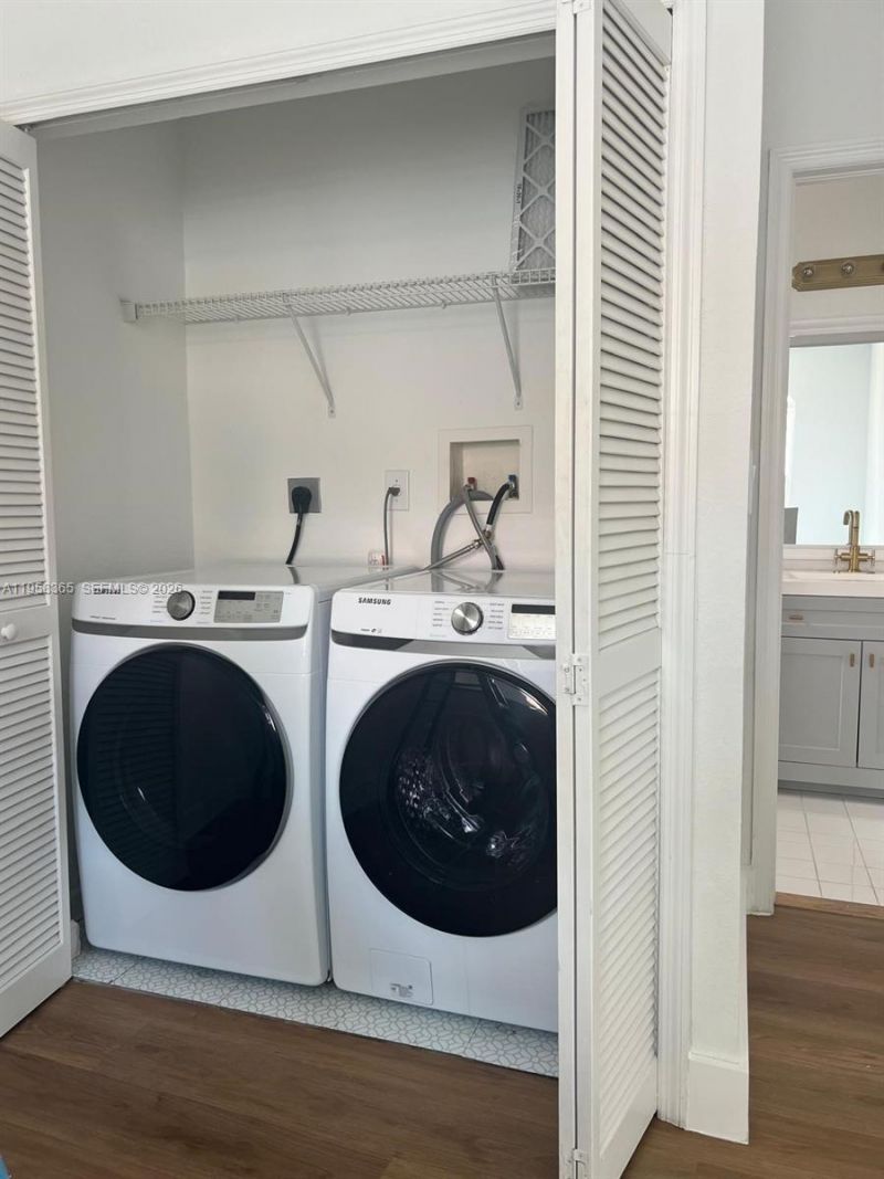 10738 NW 80th Ln, Doral, FL 33178 Photo