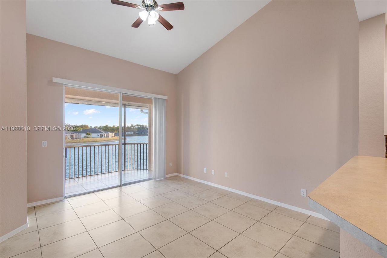 4246 Liron Ave, Unit 203, Fort Myers, FL 33916 Photo