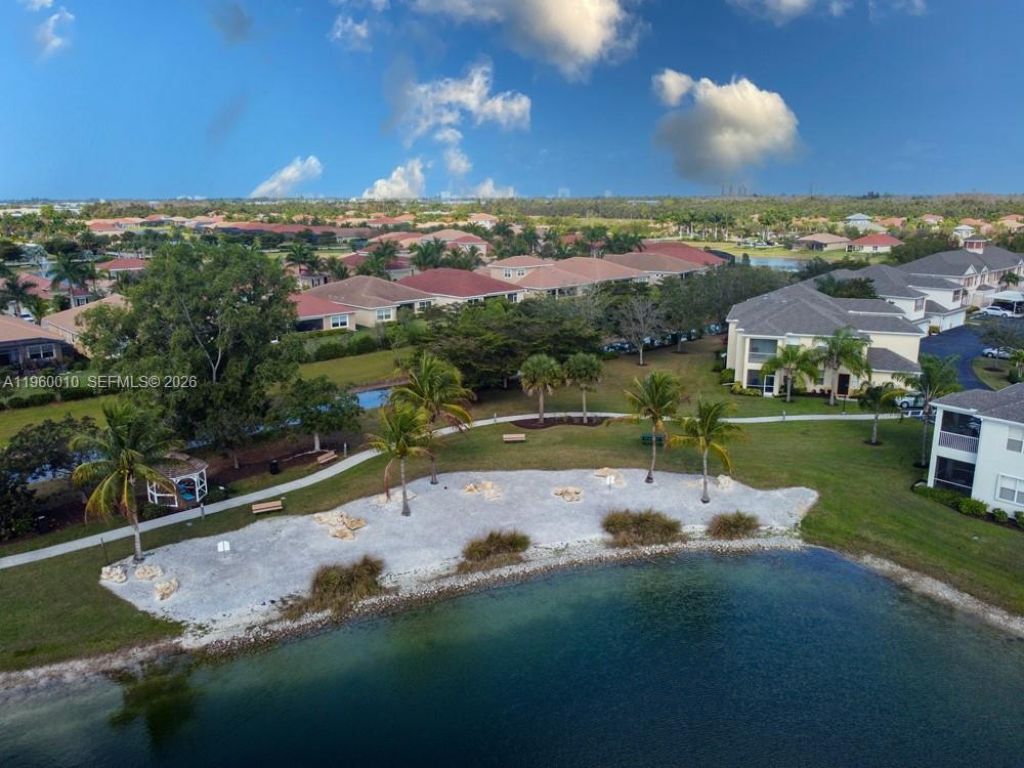 4246 Liron Ave, Unit 203, Fort Myers, FL 33916 Photo