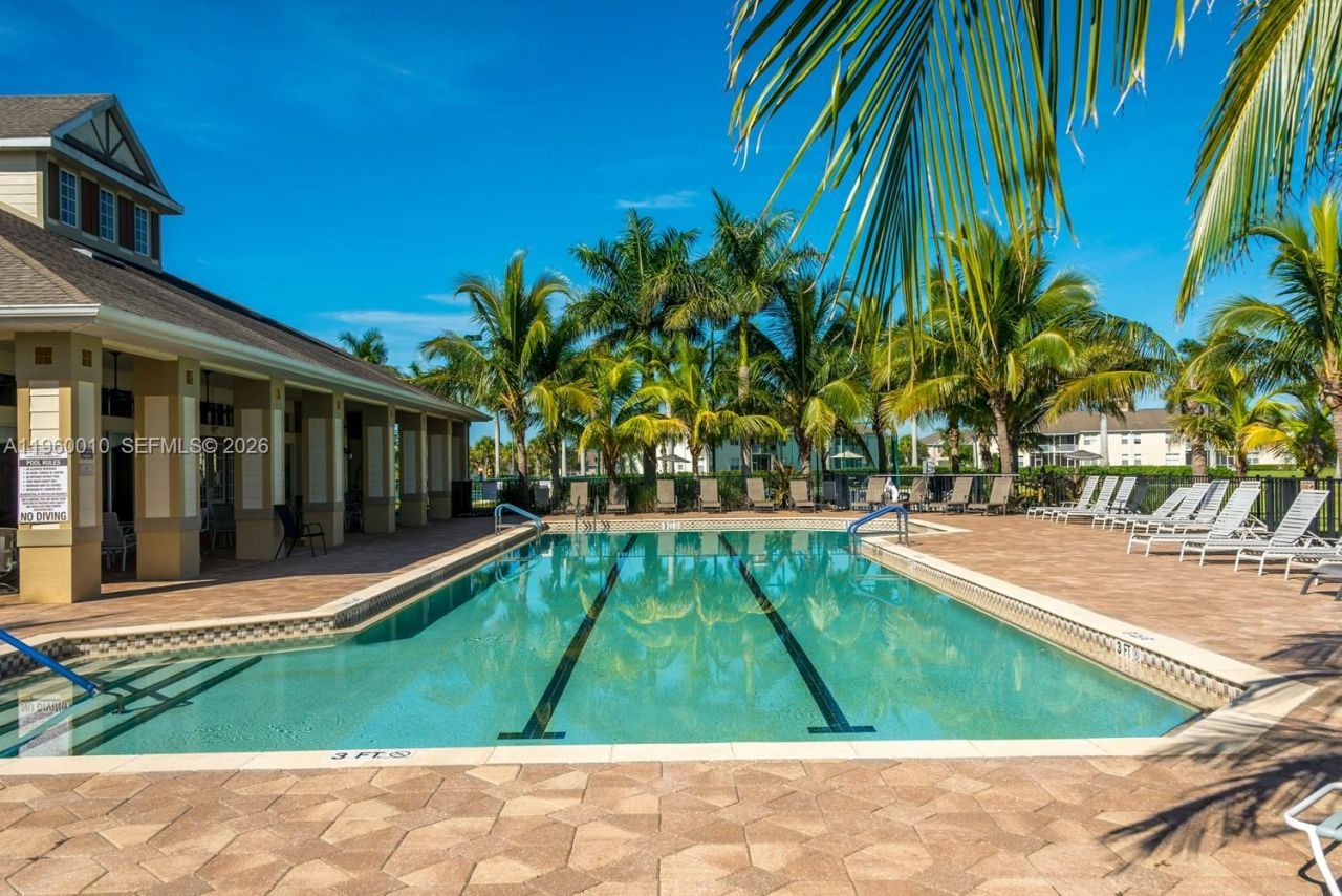 4246 Liron Ave, Unit 203, Fort Myers, FL 33916 Photo