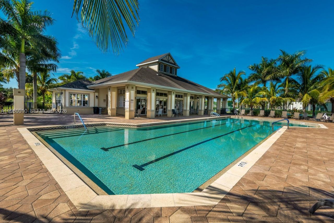 4246 Liron Ave, Unit 203, Fort Myers, FL 33916 Photo