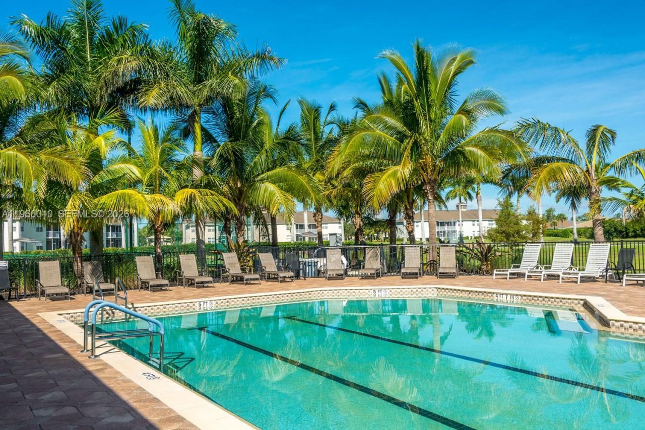 4246 Liron Ave, Unit 203, Fort Myers, FL 33916 Photo