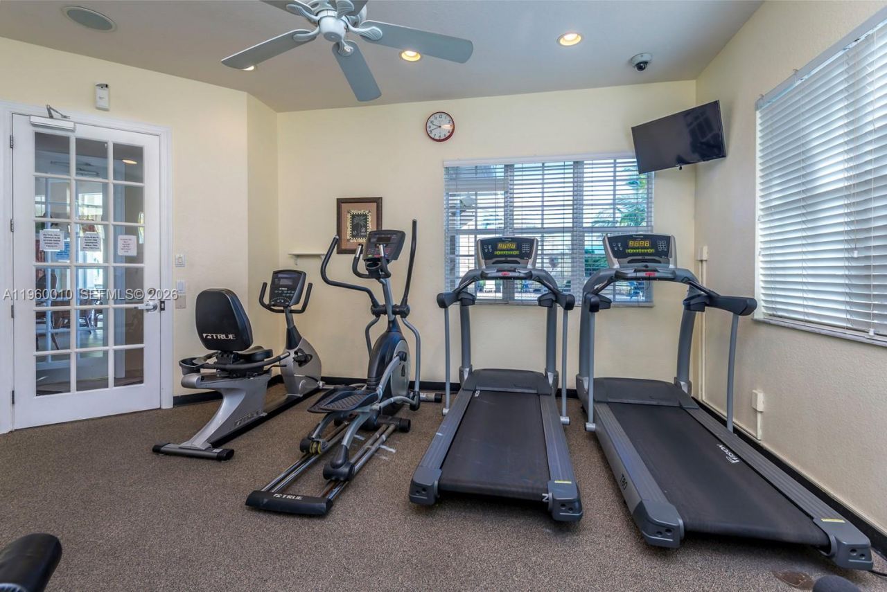 4246 Liron Ave, Unit 203, Fort Myers, FL 33916 Photo