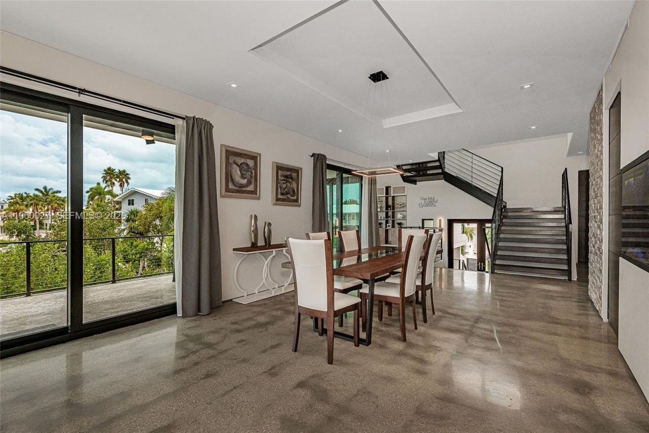 68 Mutiny Pl, Key Largo, FL 33037 Photo