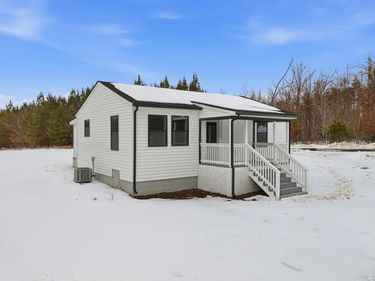 7625 VENABLE RD, Kents Store, VA 23084