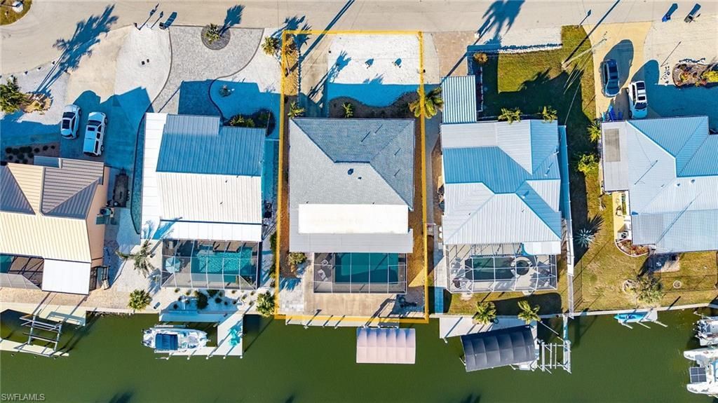 3693 Ruby Ave, Saint James City, FL 33956 Photo