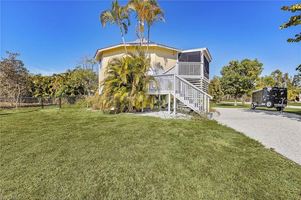 7250 Caloosa Dr, Bokeelia, FL 33922 Photo