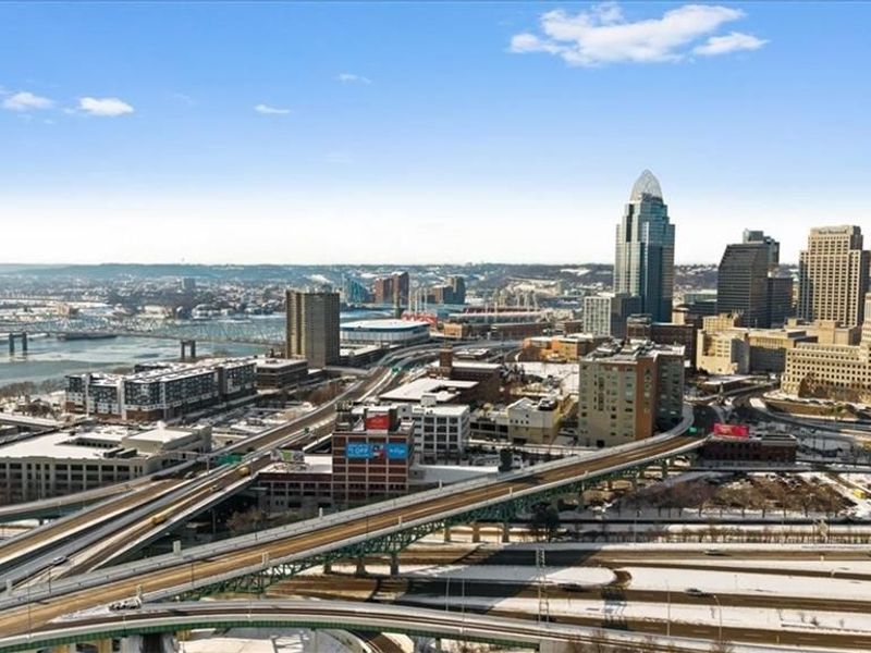 380 Baum Street, Unit 5B, Cincinnati, OH 45202 Photo 3